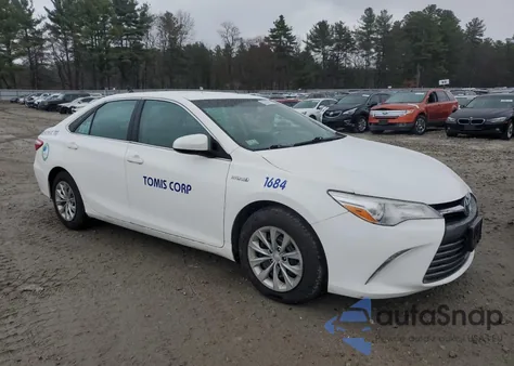 2017 Toyota Camry Hybrid z USA, uszkodzony, nr VIN 4T1BD1FK1HU220369